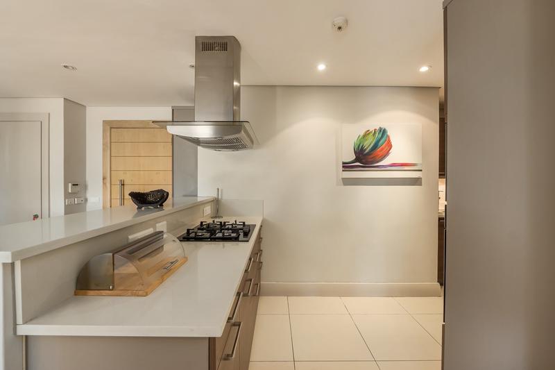 To Let 2 Bedroom Property for Rent in Waterfront Western Cape